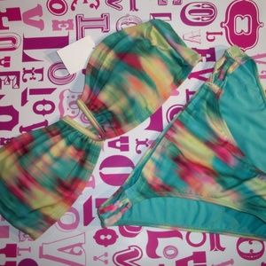 BP Undercover Sexy V Front Strapless Bikini L NWOT